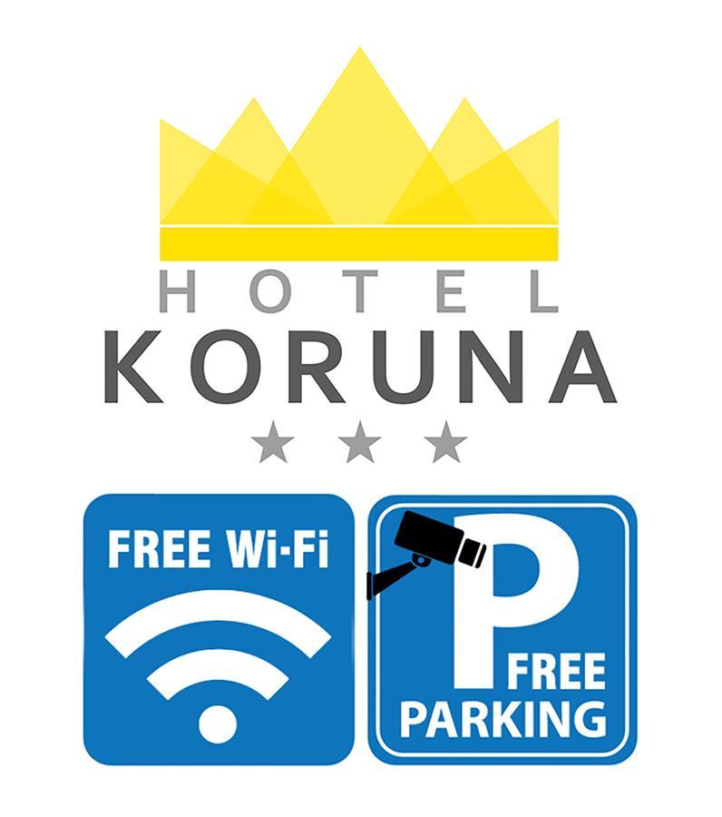 Hotel Koruna オパヴァ エクステリア 写真